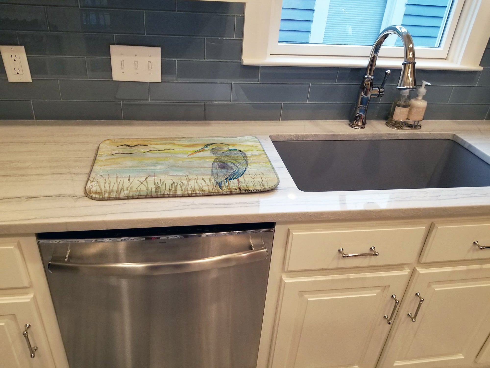 Blue Heron Yellow Sky Dish Drying Mat Absorbent Dish Drying Mat Pad for Kitchen Counter Dish Drainer Mat for Countertop, 14 x 21", Multicolor