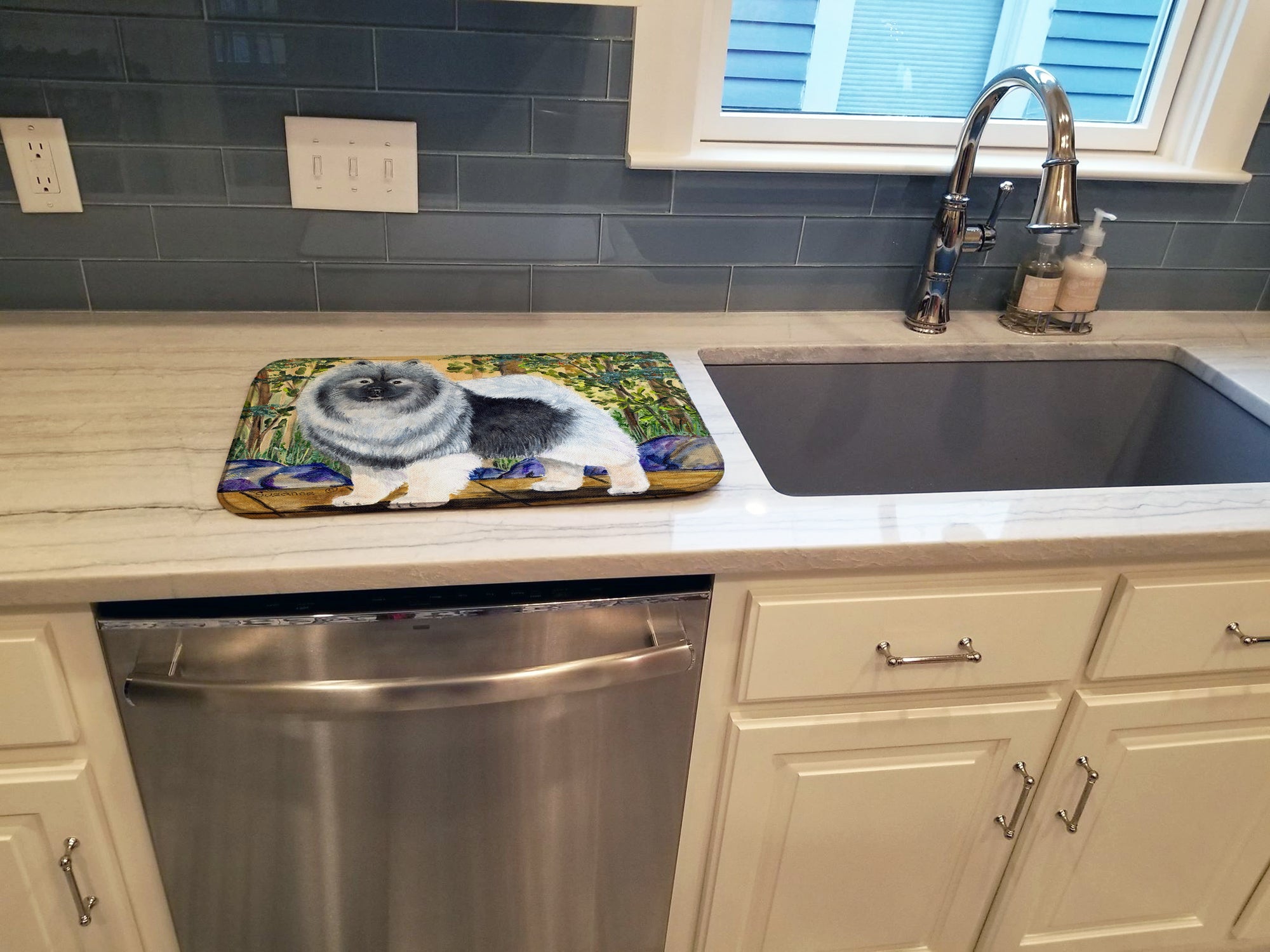 Keeshond Dish Drying Mat Absorbent Dish Drying Mat Pad for Kitchen Counter Dish Drainer Mat for Countertop, 14 x 21", Multicolor