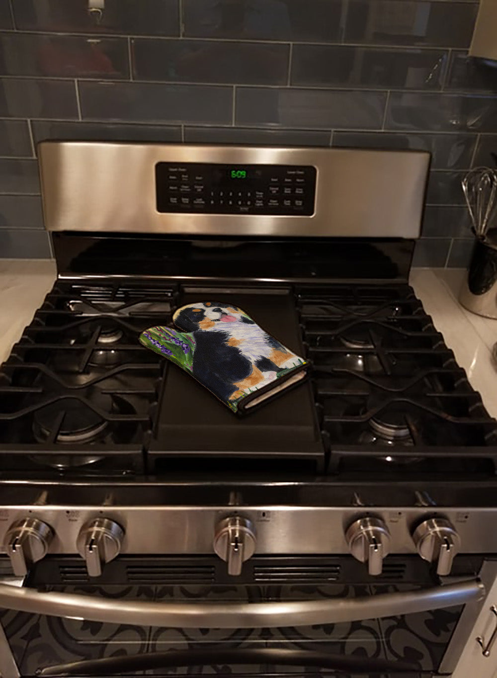 Bernese Mountain Dog Oven Mitt Heat Resistant Thick Oven Mitt for Hot Pans and Oven, Kitchen Mitt Protect Hands, Cooking Baking Glove