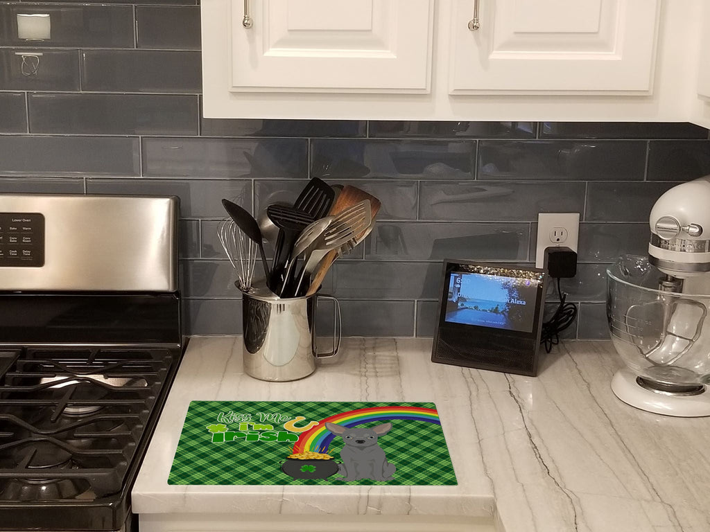 Blue Chihuahua St. Patrick's Day Cutting Board Tempered Glass Kitchen Cutting Surface, Heat Resistant Chopping, Non-Slip Feet, Food Prep & Serving