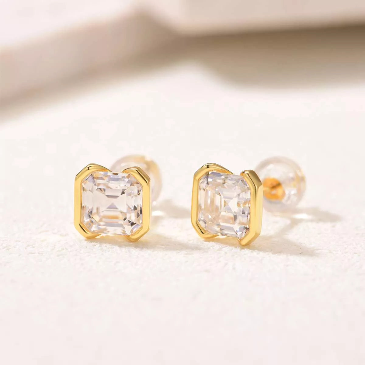2 Carat Moissanite 925 Sterling Silver Stud Earrings