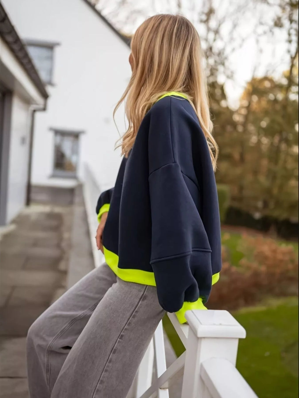 Contrast Trim Oversized Sweatshirt