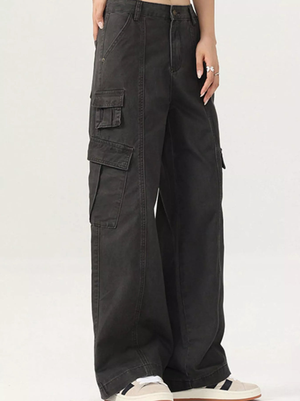 Men's Wide Leg Cargo Pants