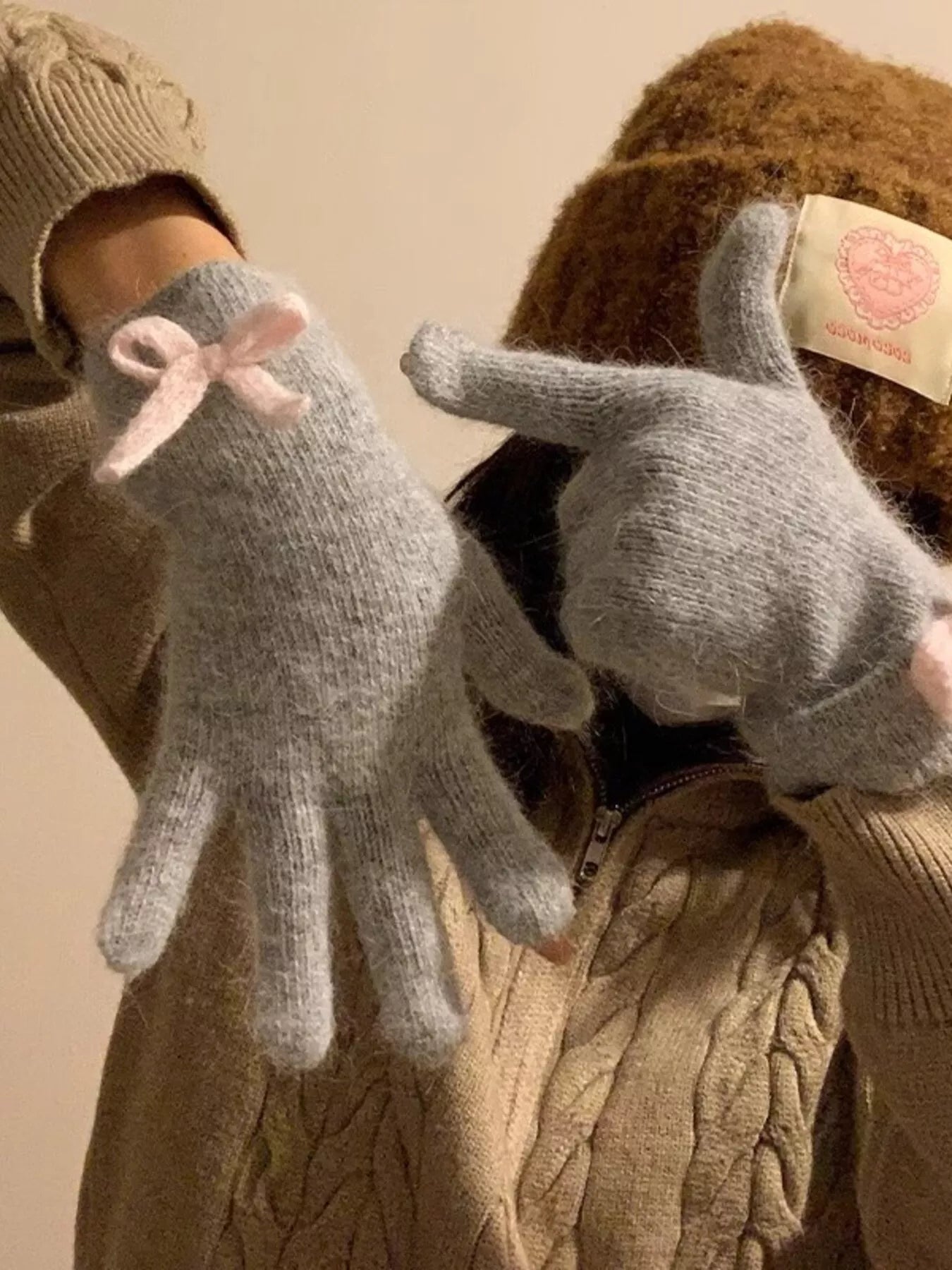 Bow-Accent Knit Gloves
