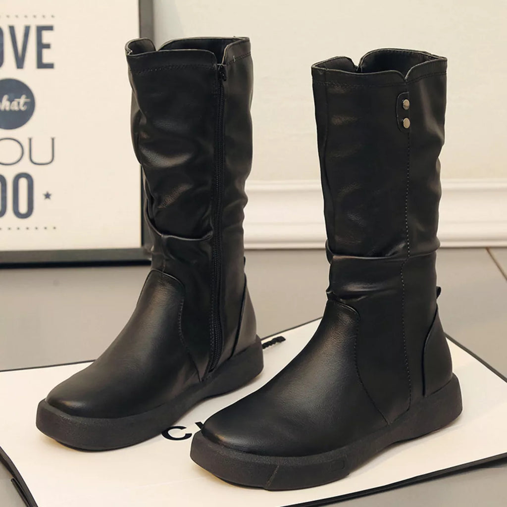 Round Toe Platform Boots
