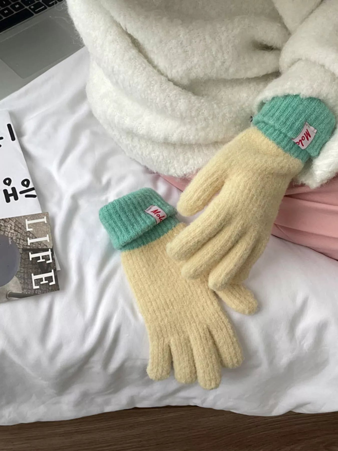 Cozy Knit Gloves with Ribbed Cuff