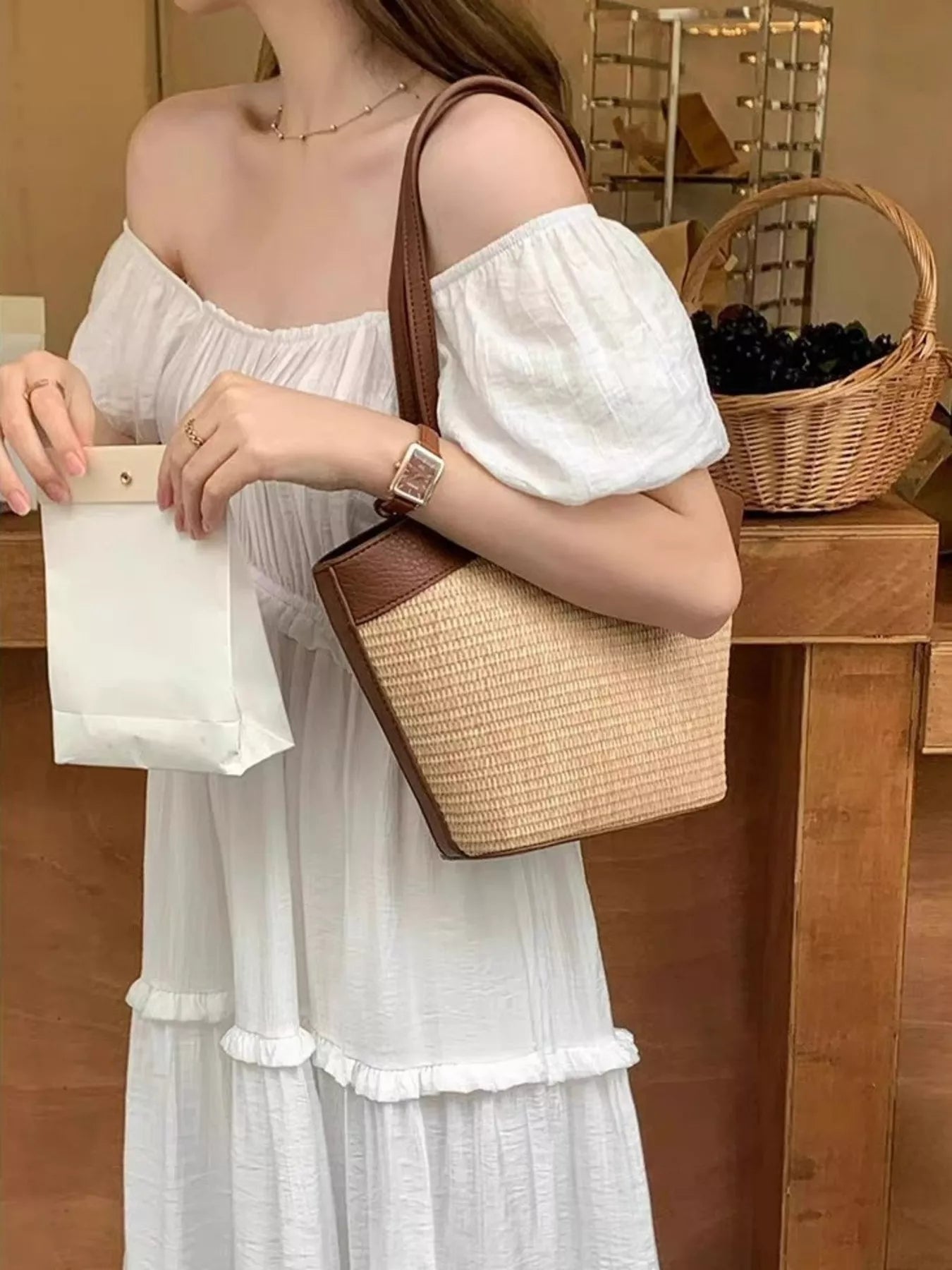 Contrast Trim Shoulder Bag