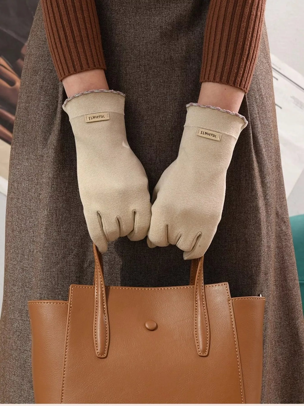 Lightweight Touchscreen Gloves