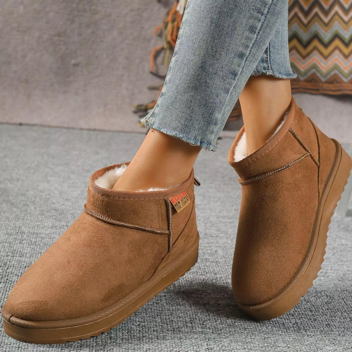 Round Toe Platform Boots