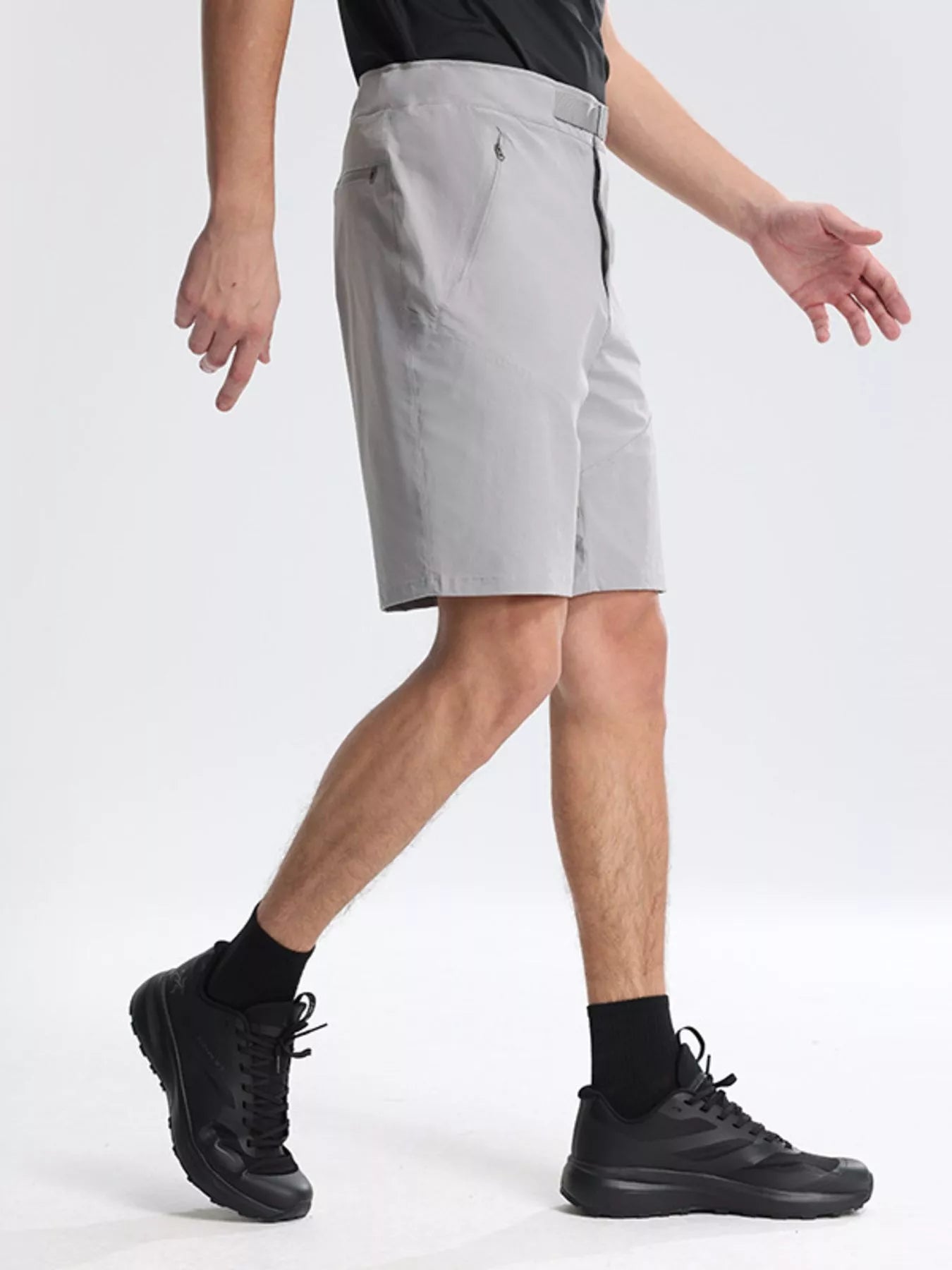 Men's Plus Size Pocketed Lightweight Shorts