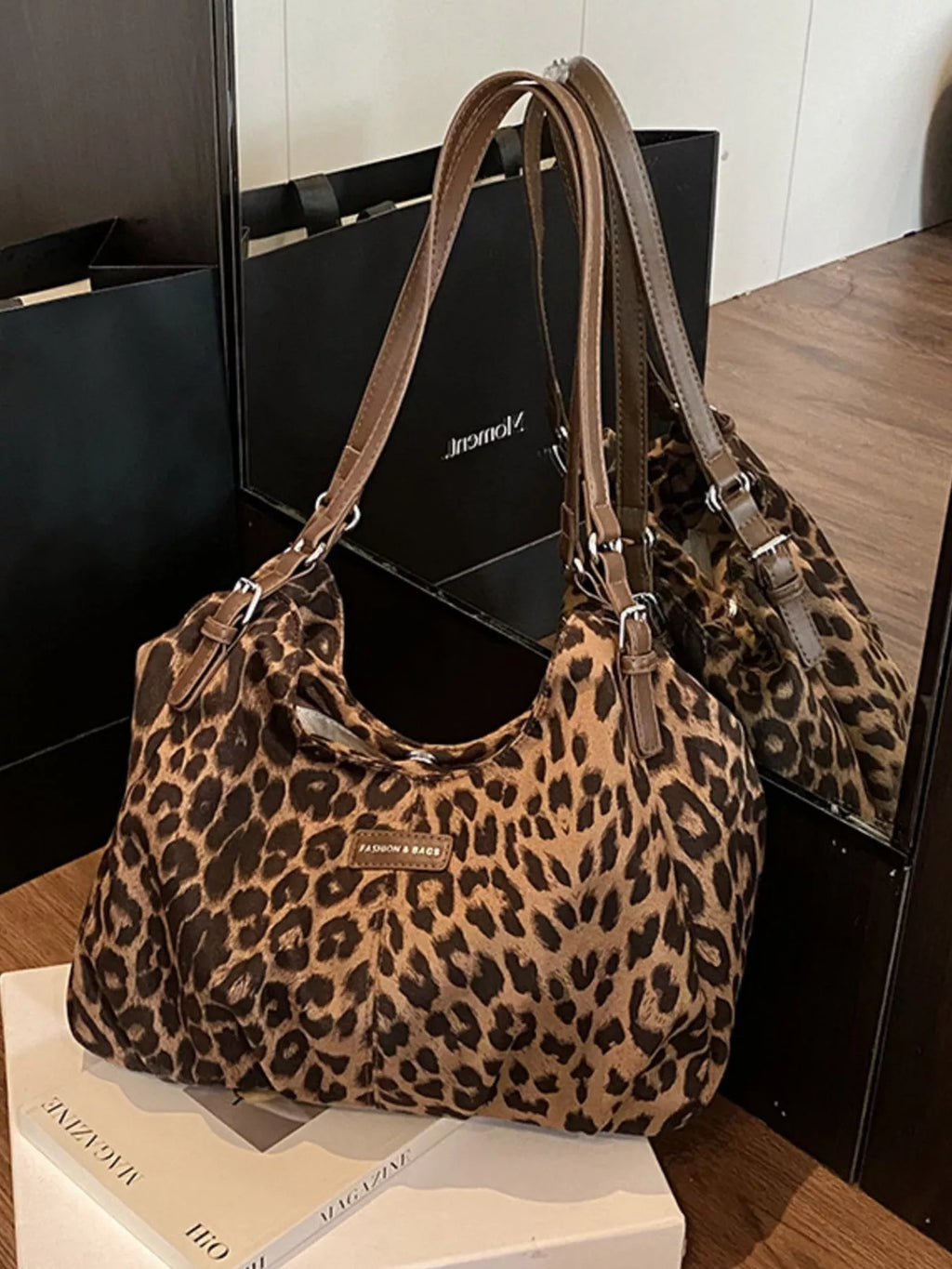 Leopard Adjustable Strap Shoulder Bag
