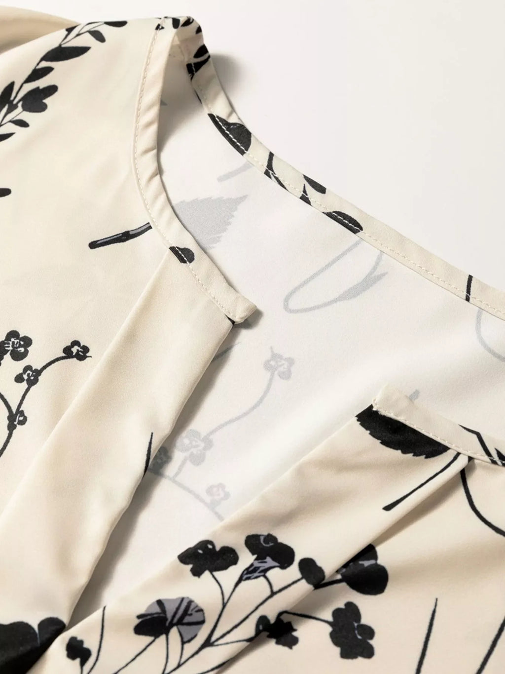 Floral Print Split Neck Long Sleeve Blouse