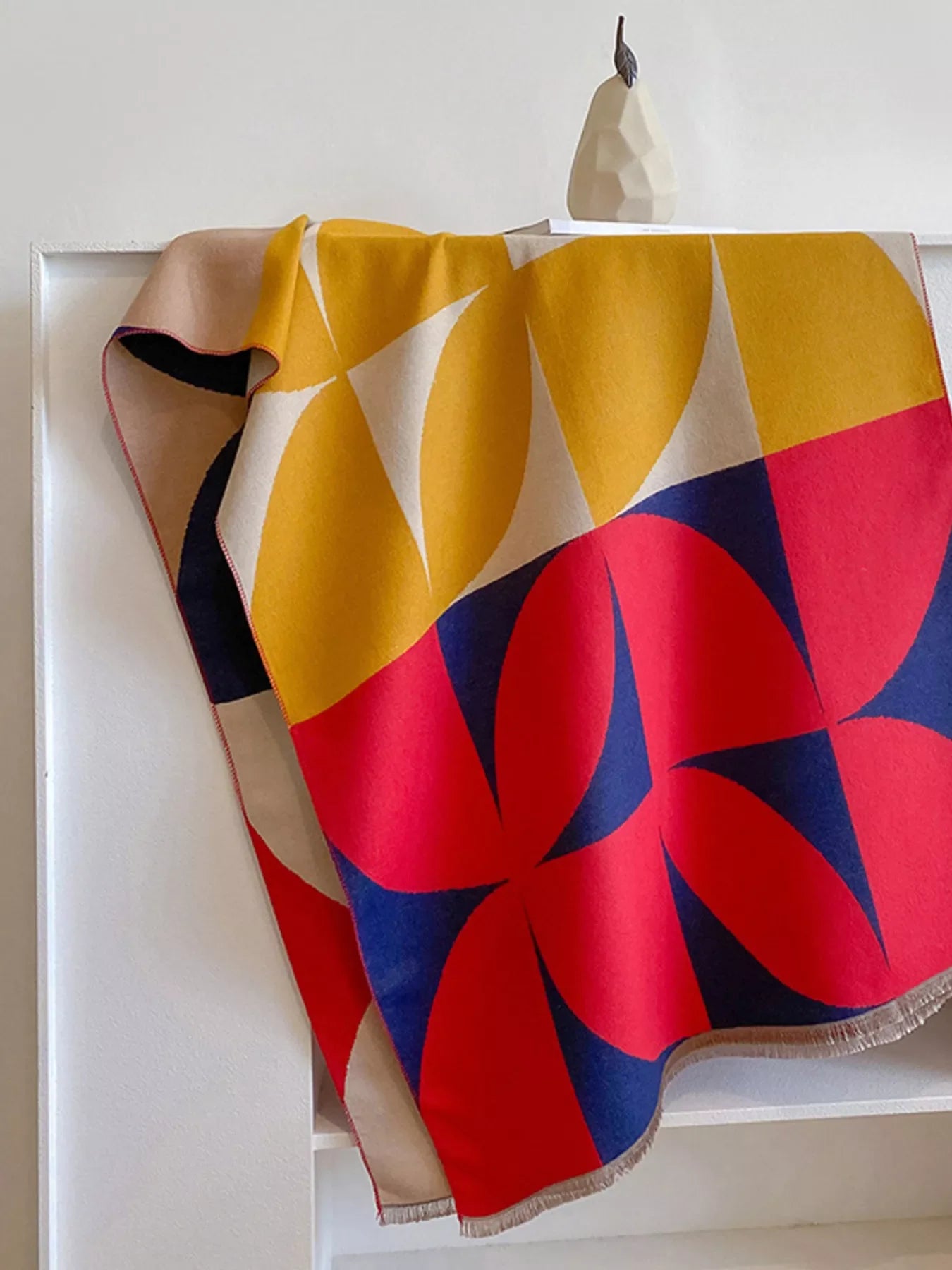 Contrast Raw Hem Scarf