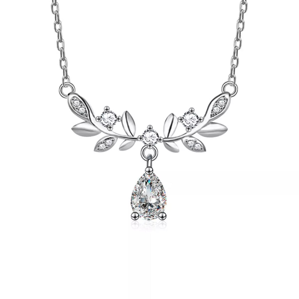 925 Sterling Silver Moissanite Leaf Necklace